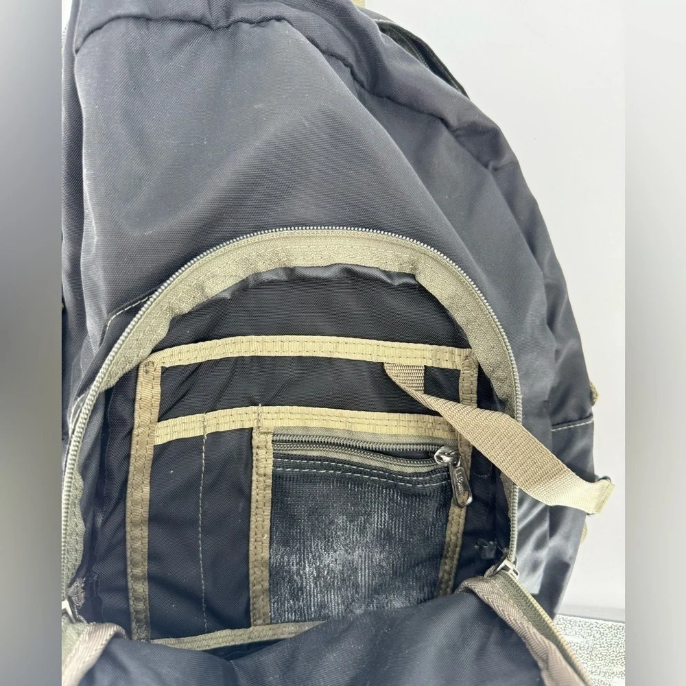 L.L Bean 3M Scotch lite Reflective Material Backpack Book Bag